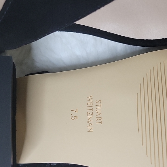 Stuart Weitzman Women's Black Pearlring T-strap Suede Sandal - Picture 6 of 6